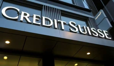 Credit Suisse shares plunge to record low