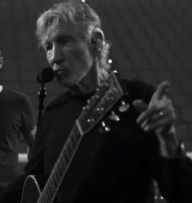 David Gilmour’s wife calls Roger Waters ‘Putin apologist’, ‘misogynist’, ‘thief’