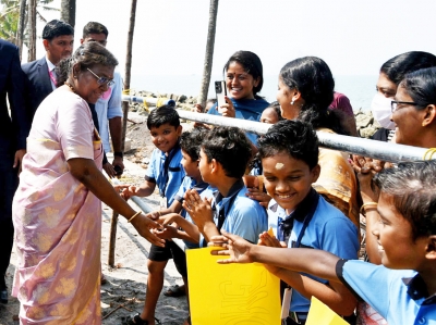President Murmu springs ‘sweet’ surprise on Kerala schoolkids