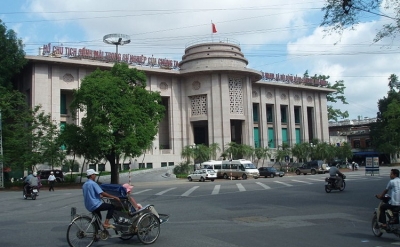 Vietnam’s central bank to cut refinance rate, lower cap on deposit rates