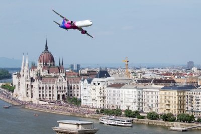 Hungarian airline to suspend Moldova flights due to airspace risks