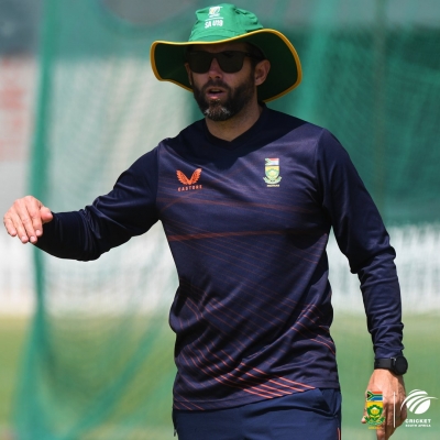 South Africa name McKenzie as batting consultant for Tests against West Indies; van Wyk appointed fielding coach