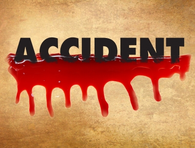 2 killed, 8 injured in truck-van collision in Pakistan