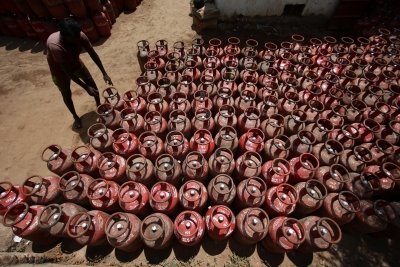 Cooking gas price hiked by Rs 50 per cylinder, commercial gas go up by Rs 350