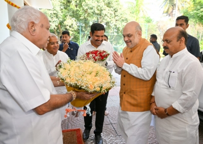 Shah visits Yediyurappa’s house for breakfast, sends out message to party leaders