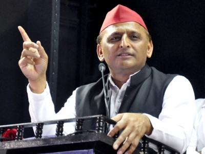 ‘Akhilesh expresses solidarity with Trinamool on Cong-less alliance’