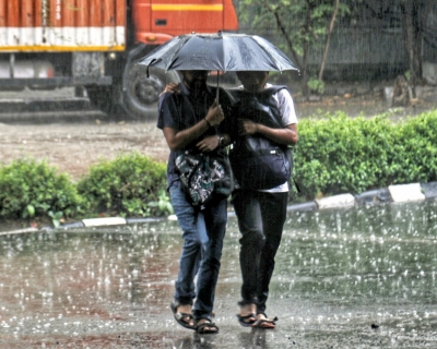 Weather changes in Delhi-NCR, strong winds and rain in many areas