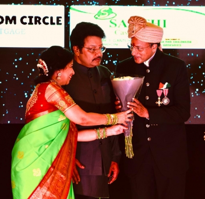 Breast surgeon Dr Raghu Ram receives Telugu Association of London award