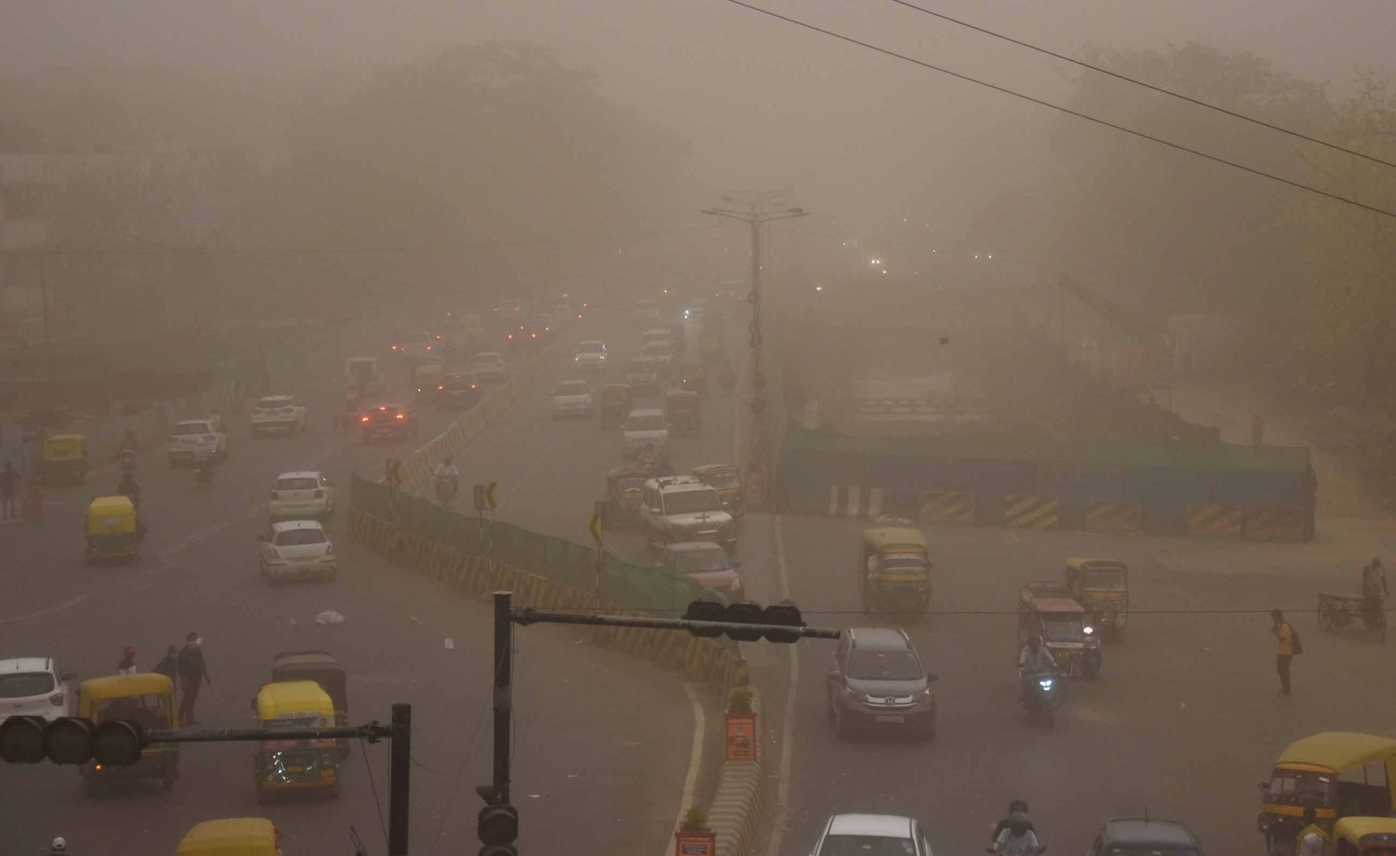 MeT dept warns of thunderstorm, lightning & dust storm in Rajasthan